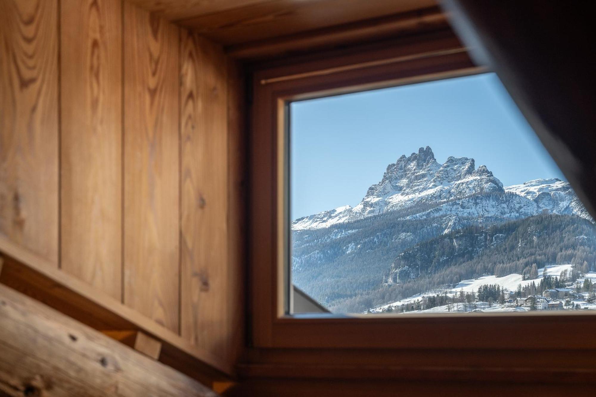 Cortina Lodge كورتينا دامبيتزو المظهر الخارجي الصورة