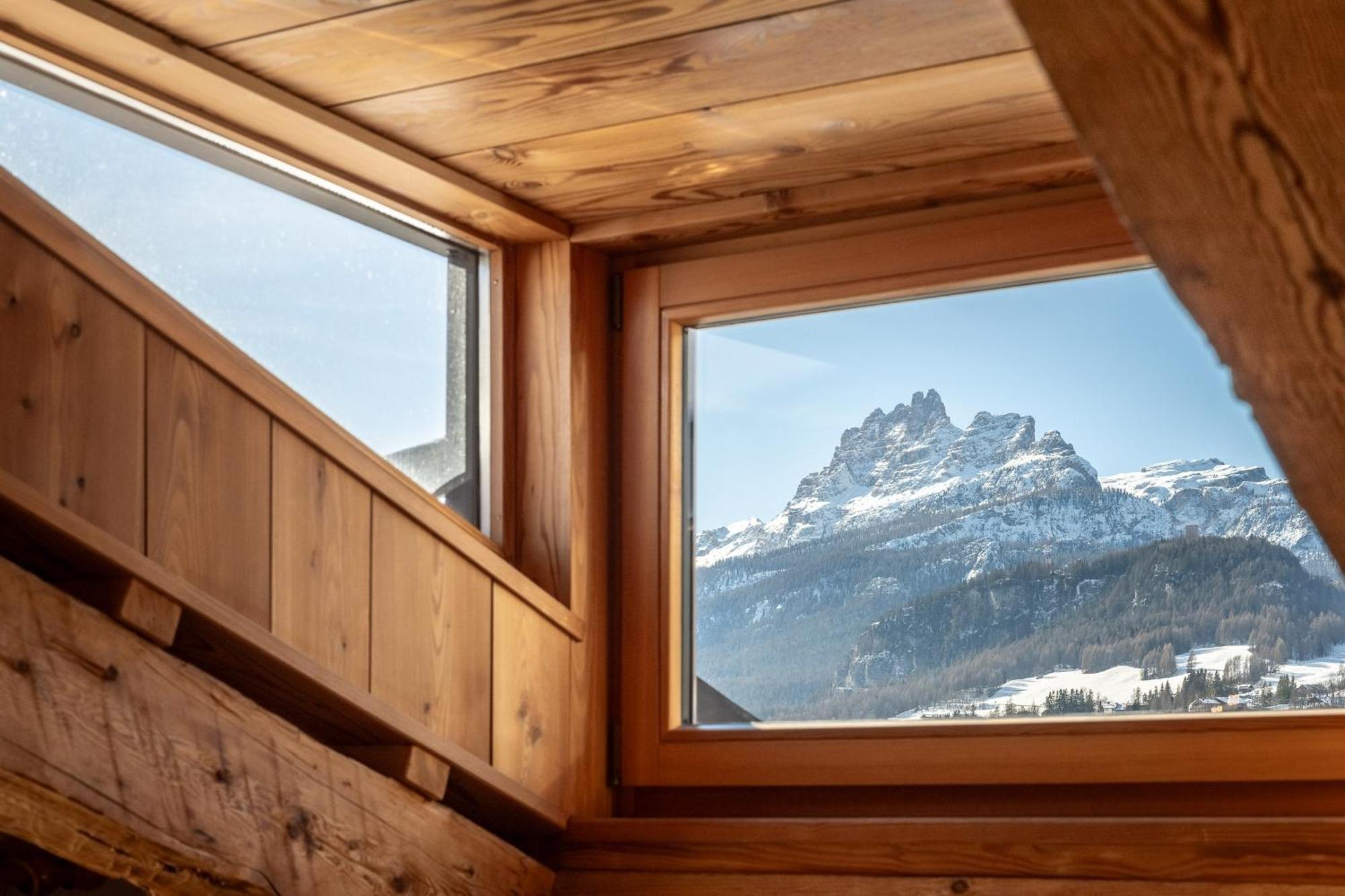 Cortina Lodge كورتينا دامبيتزو المظهر الخارجي الصورة