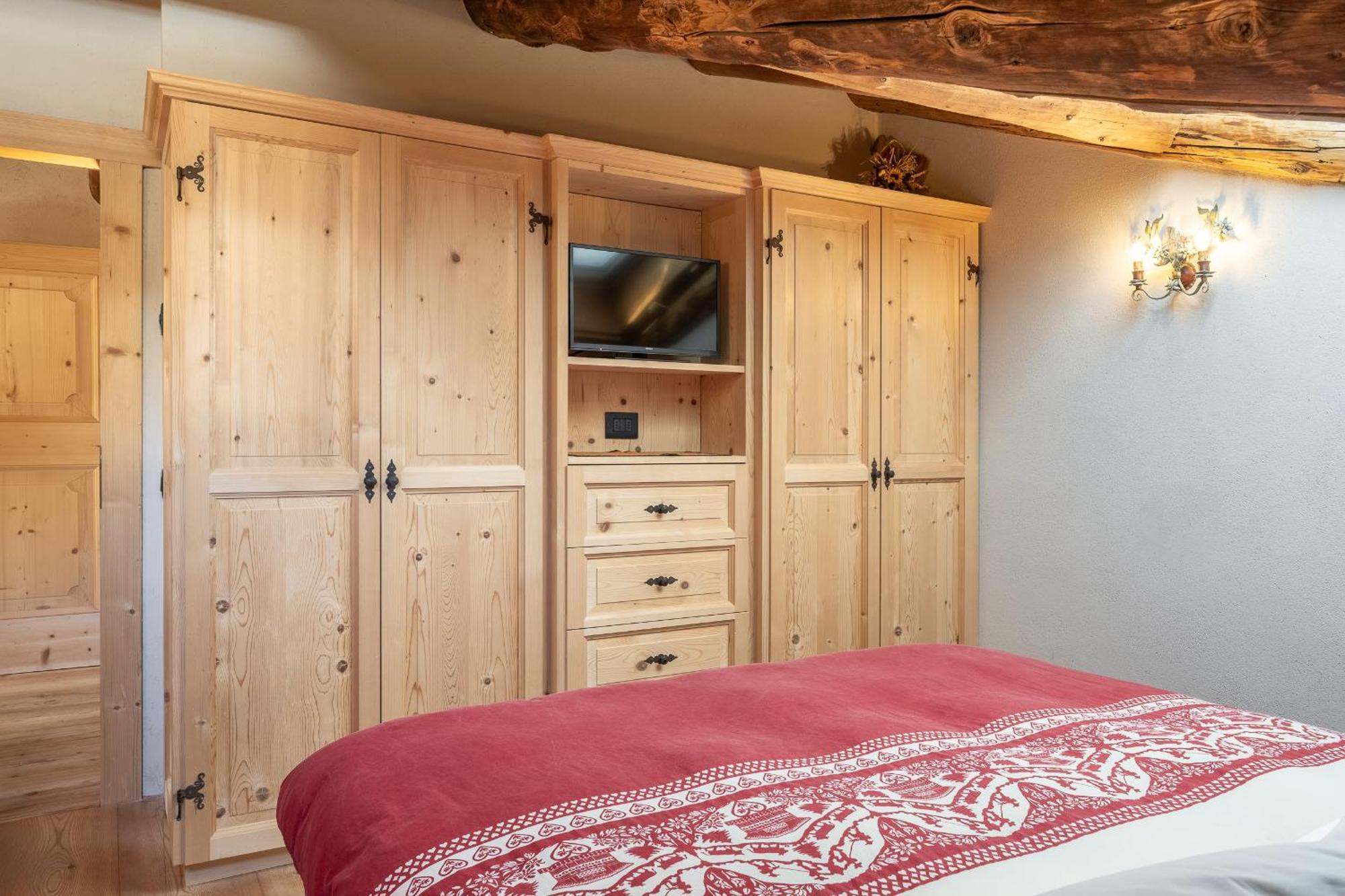 Cortina Lodge كورتينا دامبيتزو المظهر الخارجي الصورة