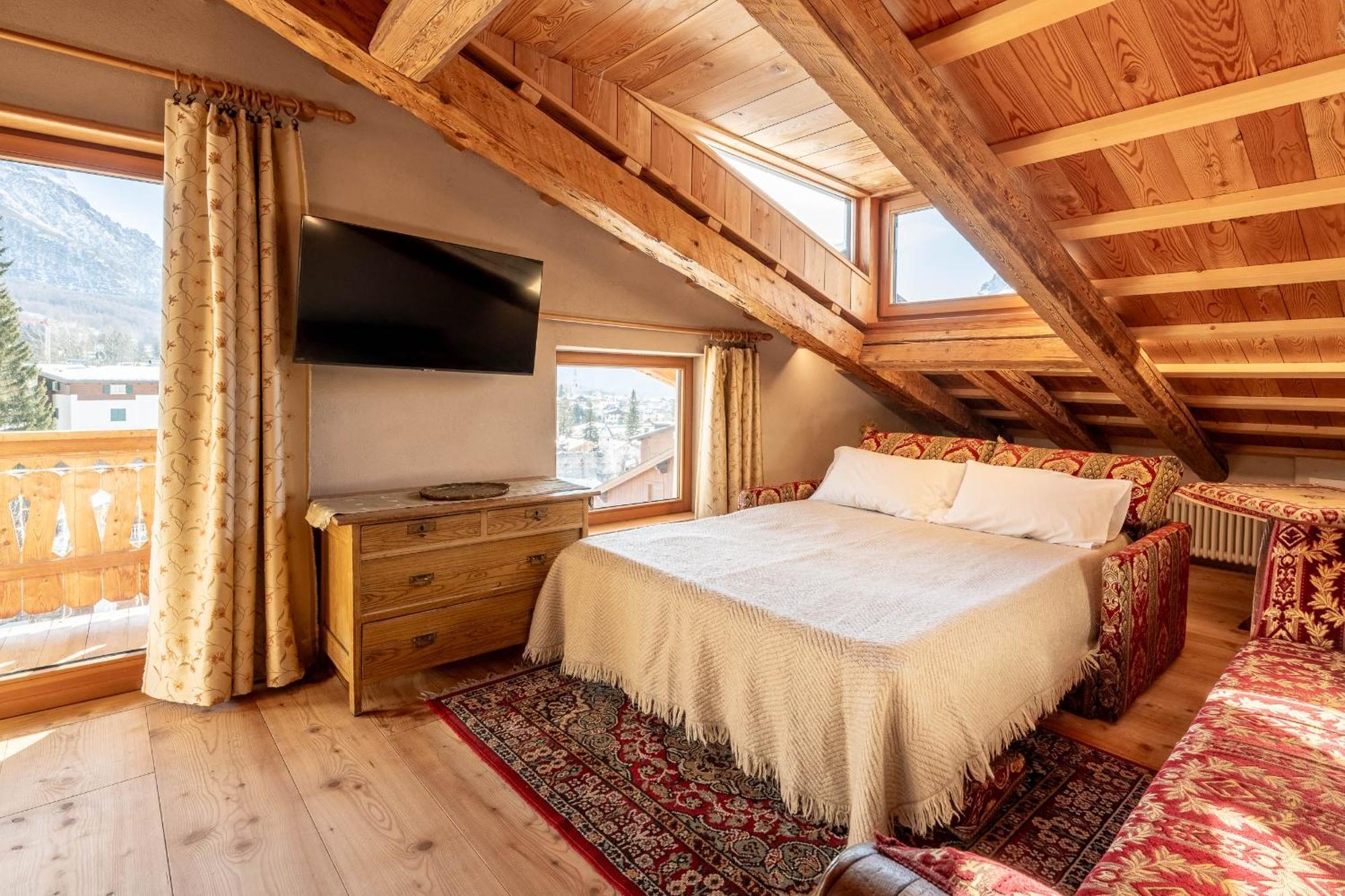 Cortina Lodge كورتينا دامبيتزو المظهر الخارجي الصورة